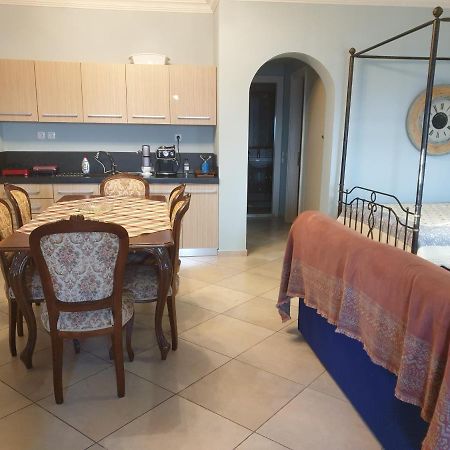 Apartment in Anakasia overlooking Volos Exterior foto